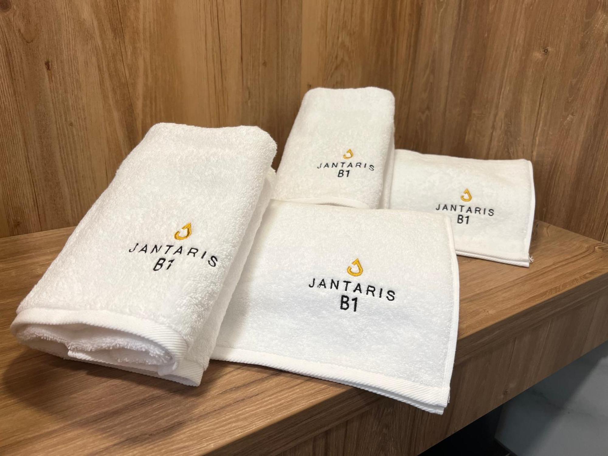 Jantaris B1 - Apartament 20M Od Plazy Mielno  Exteriér fotografie